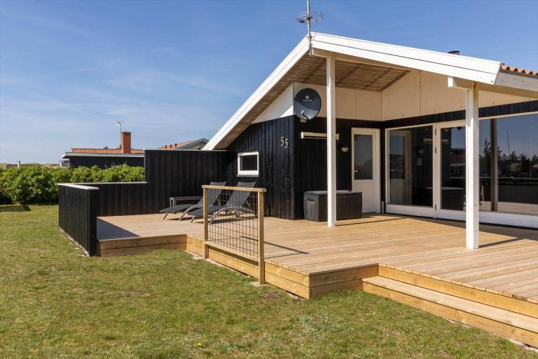 Vacation home with sauna, barbeque & garden | Beach nearby | Dogs allowed — photo 2