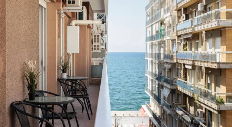 Lumiere - 3 Bedroom with Sea View, City Center in Thessaloniki