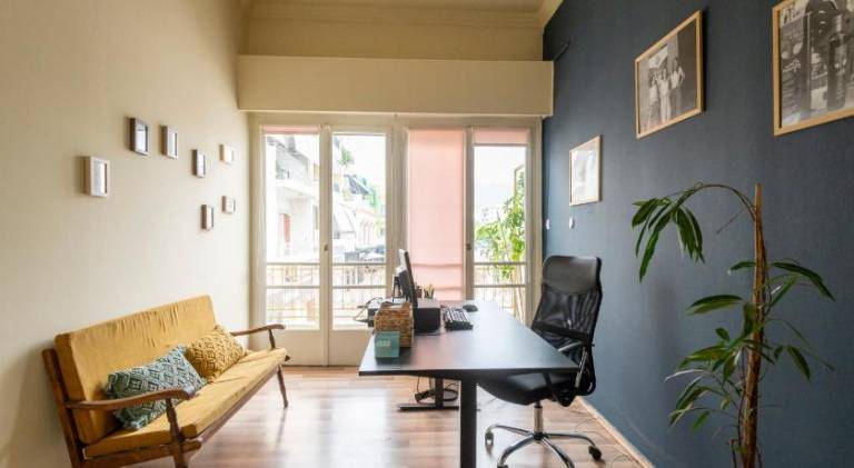 Serviced apartment with terrace — photo 2