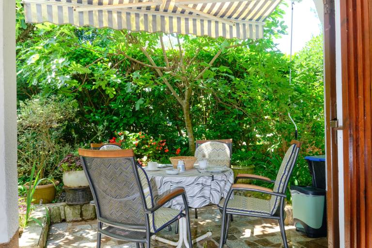 One bedroom apartment with terrace Artatore, Lošinj (A-2509-b) in Mali Losinj
