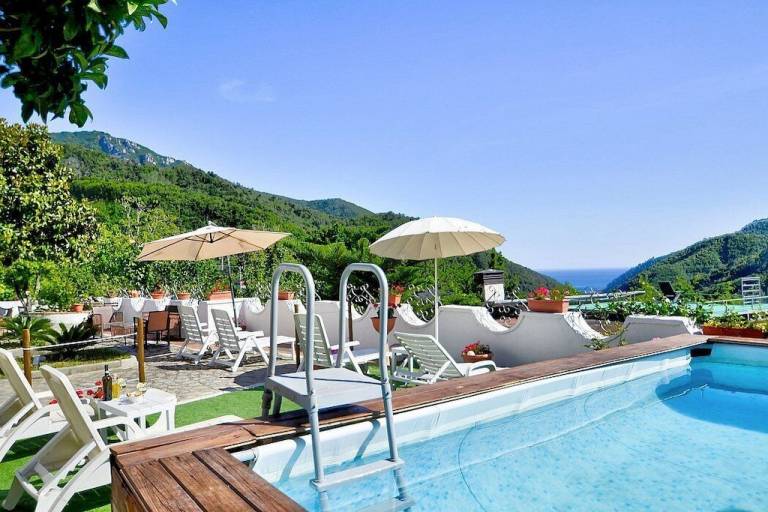 Casa  Tramonti