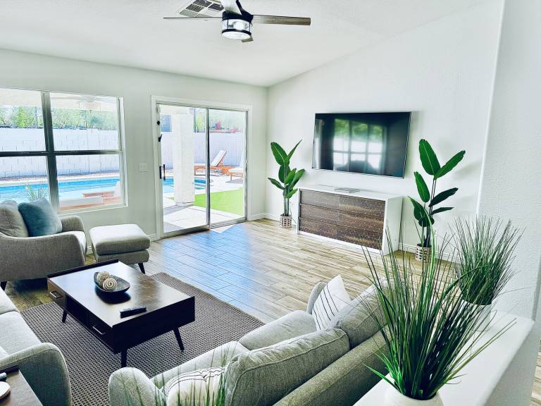 Children-friendly ample house with garden & pool | Pets allowed — photo 2