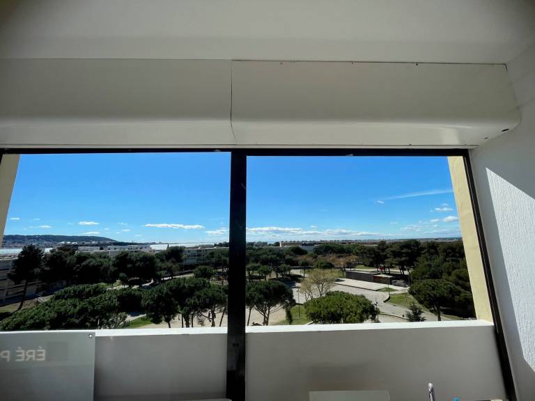 Cozy apartment with balcony, pets allowed, for holidays or treatments — photo 5