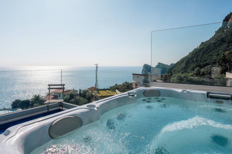 Fully equipped nice villa with barbeque, yard & terrace | Beach nearby | Dogs allowed — photo 3