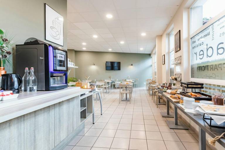 Serviced apartment with terrace | Good for workation in Niort