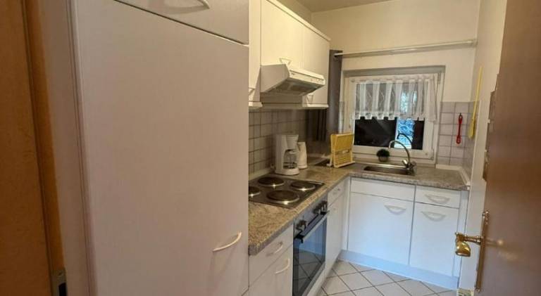 Serviced apartment with yard — photo 5
