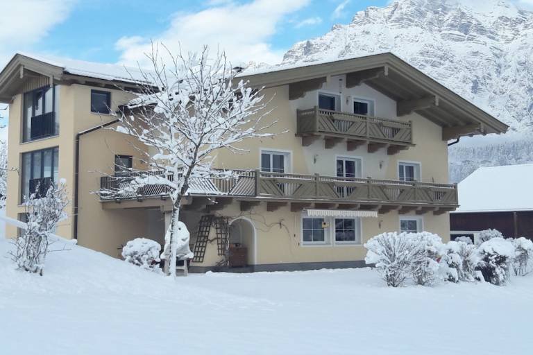 Ferienhaus in Leogang für max. 9 Personen Ferienhaus in Leogang für max. 9 Personen