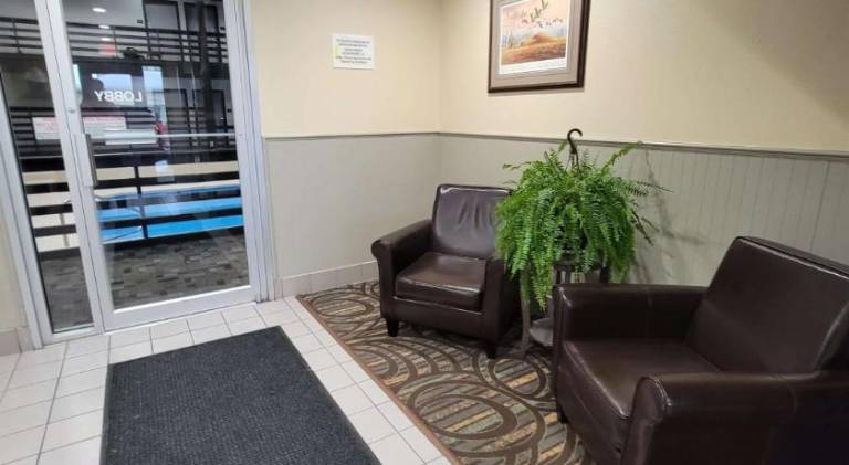 SureStay Plus by Best Western Grand Island — photo 4