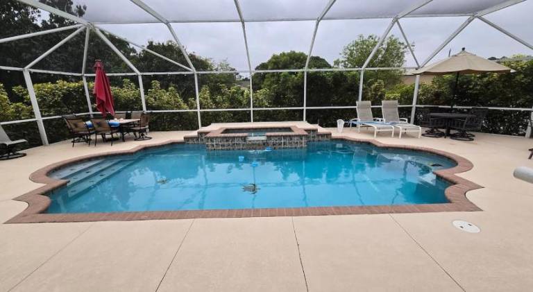 Ample house with jacuzzi & pool | Dogs allowed in Leh