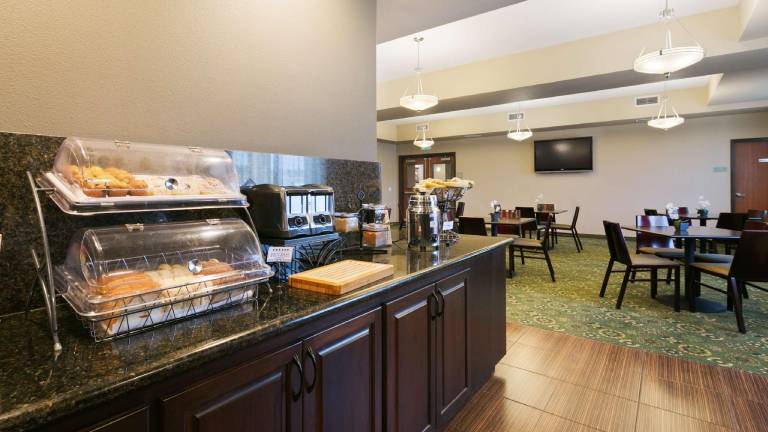 Best Western Plus Port of Camas-Washougal Convention Center — photo 4