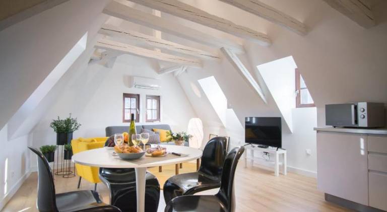 Rental apartment with 3 rooms for 6 persons — photo 2