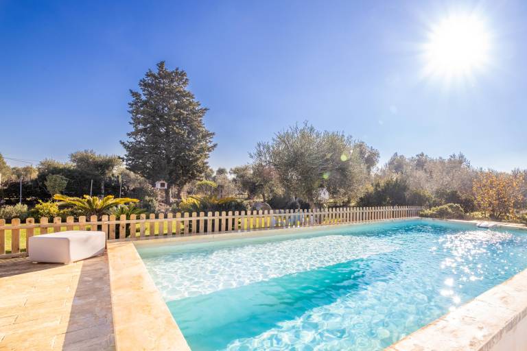 Family-oriented charming villa with private pool, jacuzzi & yard | Dogs allowed — photo 4