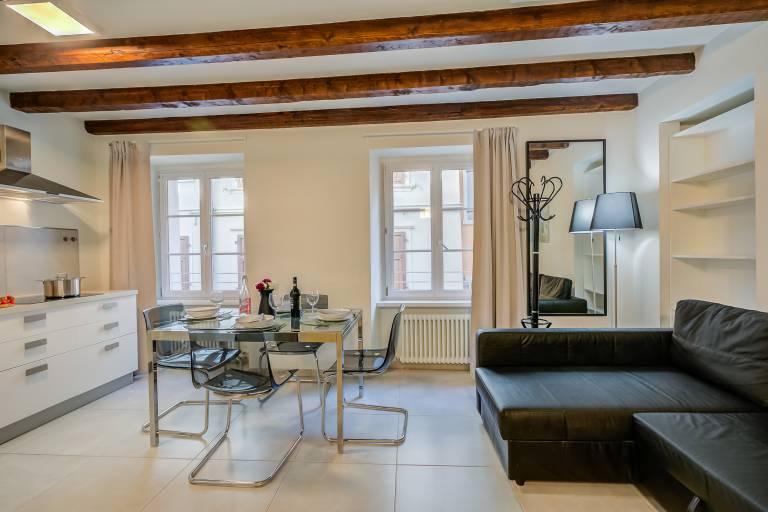 Apartment with 2 rooms for 6 persons — photo 3