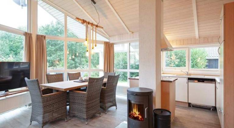 Wonderful vacation home with jacuzzi | Beach nearby | Pet-friendly — photo 3