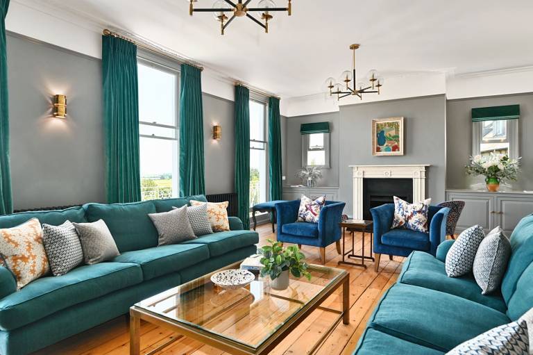 Cottage with terrace & garden | City view — photo 5