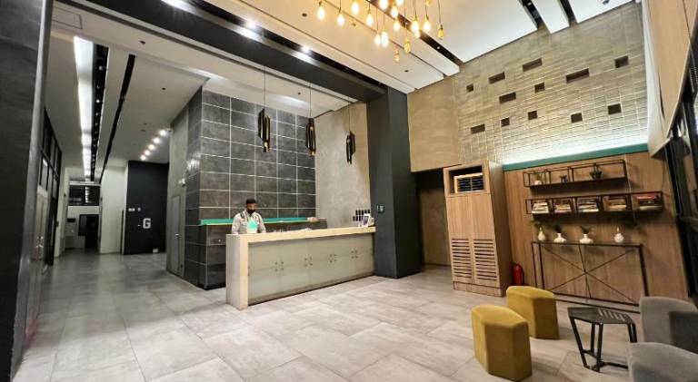 Wonderful serviced apartment with pool & terrace | Pet-friendly — photo 3