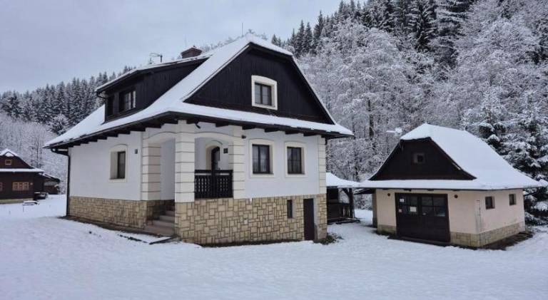 Rental apartment with barbeque, garden & jacuzzi | Pets are welcome — photo 3