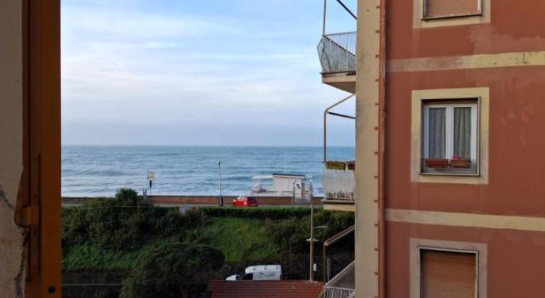 Holiday apartment with 3 rooms for 6 persons — photo 5