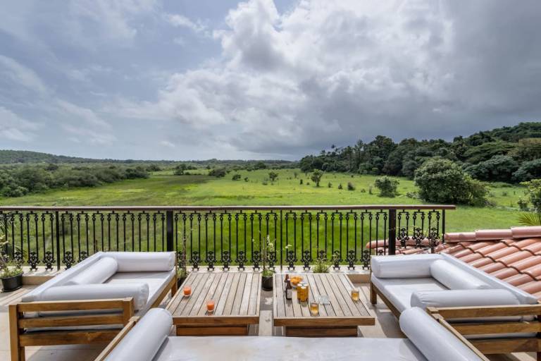 Luxury 4BHK Pool Villa Sunset View