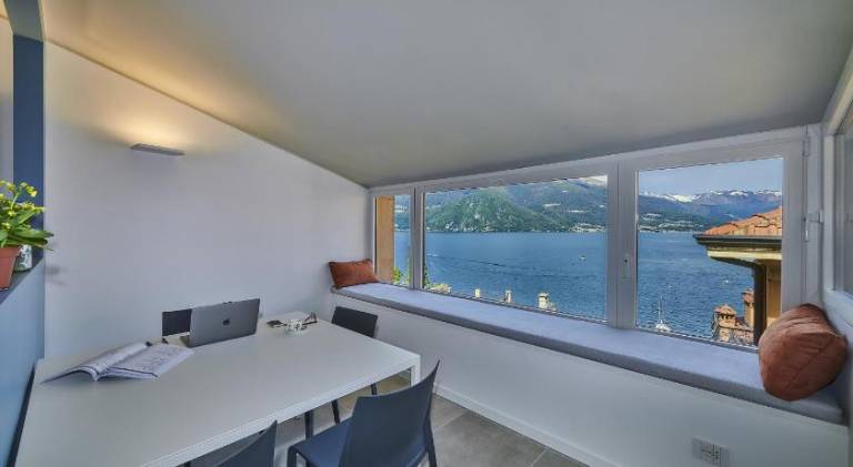 Holiday apartment with 2 rooms for 5 persons in Varenna