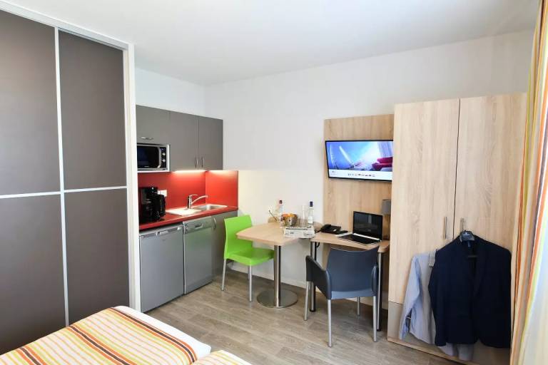 Studio | Close to Cité du Vin — photo 2