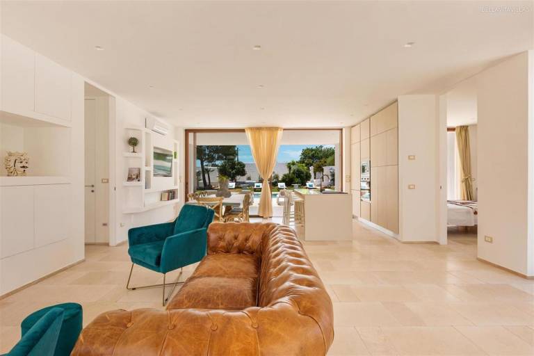 Holiday apartment with pool — photo 5