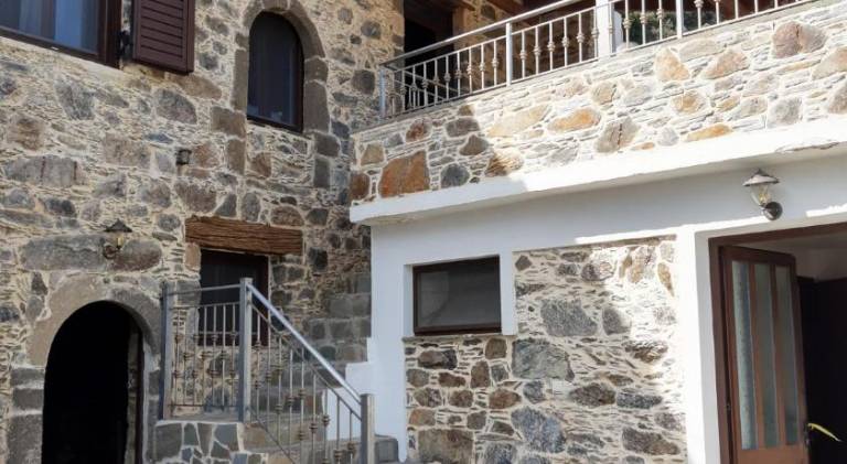 Grandma Agatha & Virginia's stonehouse in Kissamos