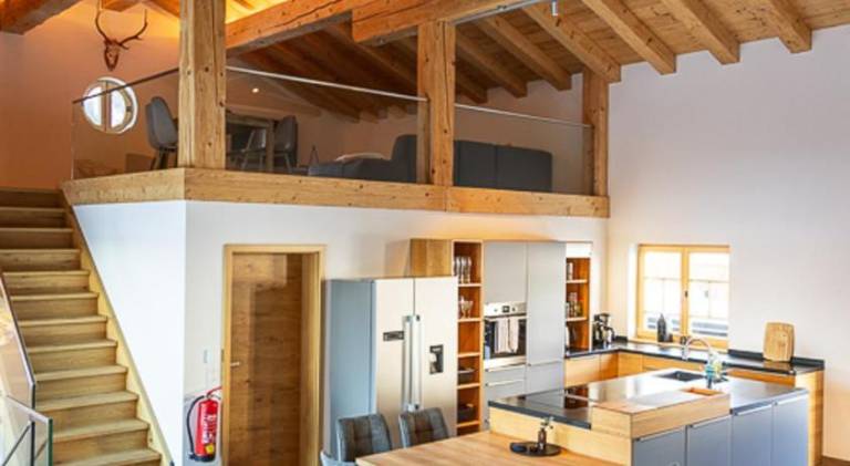 Apartment with 6 rooms for 14 persons in Mittelberg
