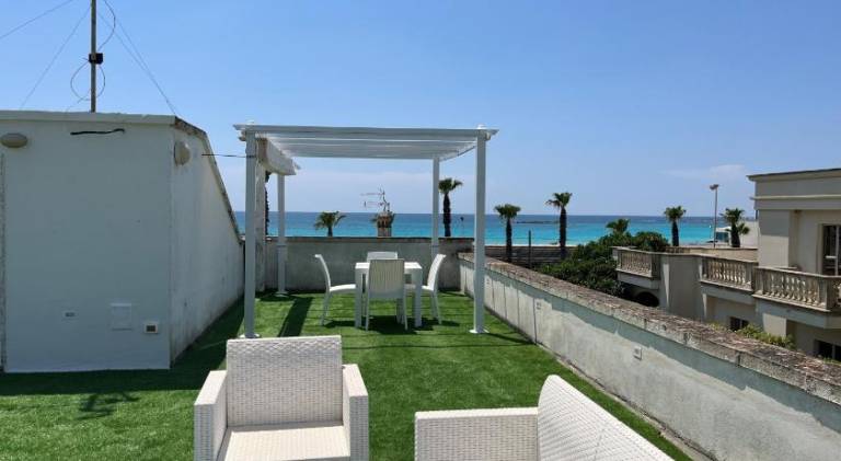 Holiday apartment with 2 rooms for 6 persons — photo 3