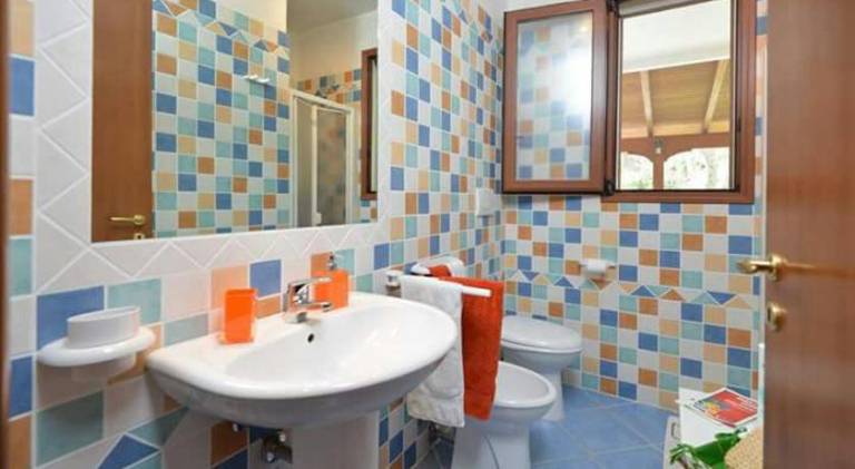 Villa with pool — photo 2