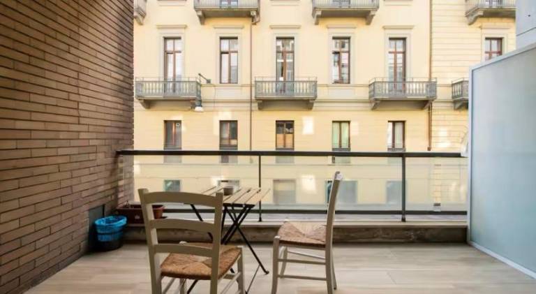 Apartment with patio | Next to Piazza Castello — photo 3