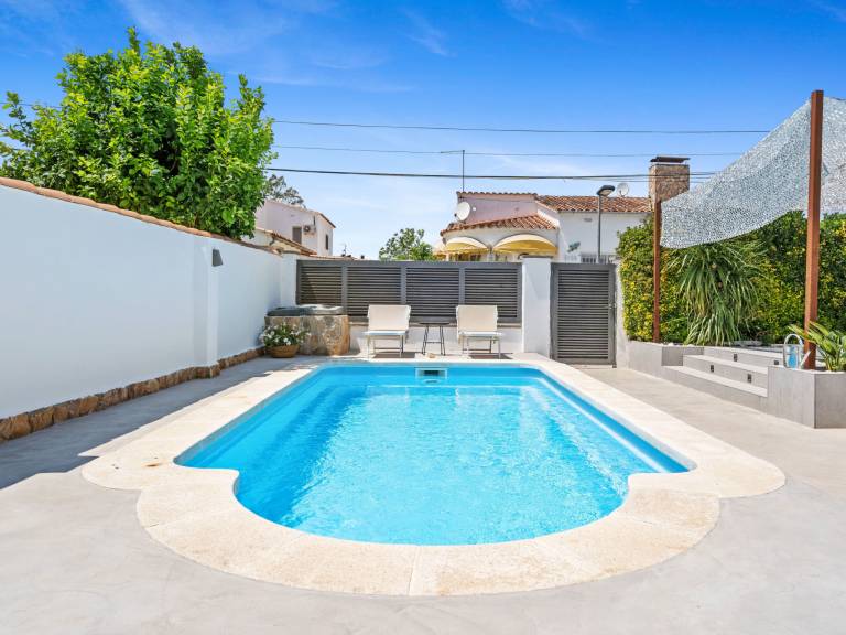 Ferienwohnung in Empuriabrava, Costa Brava für max. 3 Personen, Ferienwohnung in Empuriabrava, Costa Brava für max. 3 Personen,