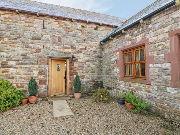 Cottage  Brampton