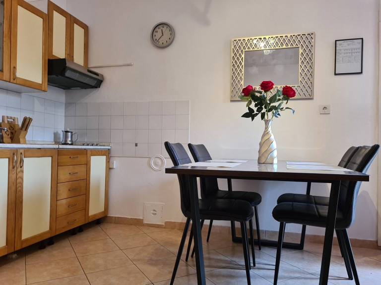 Holiday apartment with terrace — photo 4