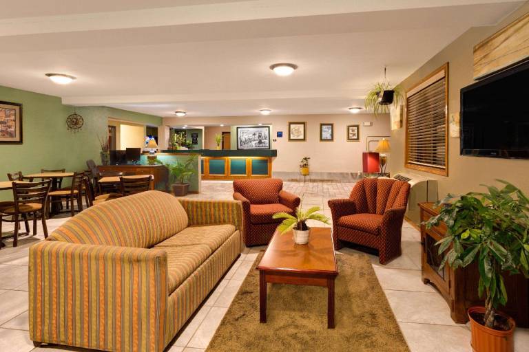 Super 8 By Wyndham Lynchburg Va — photo 2