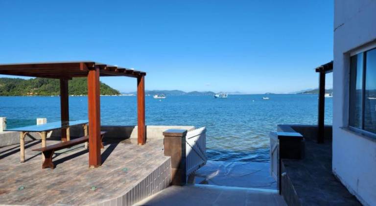 Vacation home with hot tub | Next to the beach | Pet-friendly — photo 3