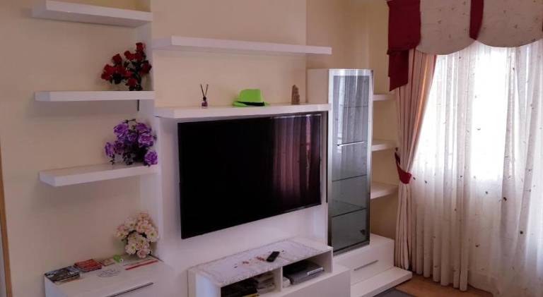 Fully equipped apartment with hot tub & patio | Good for workation | Pets allowed in Bilbao