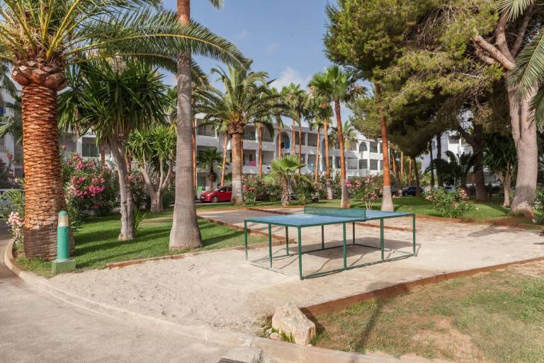 Pleasant serviced apartment with pool & garden | Next to the beach | Pets are welcome in Felanitx