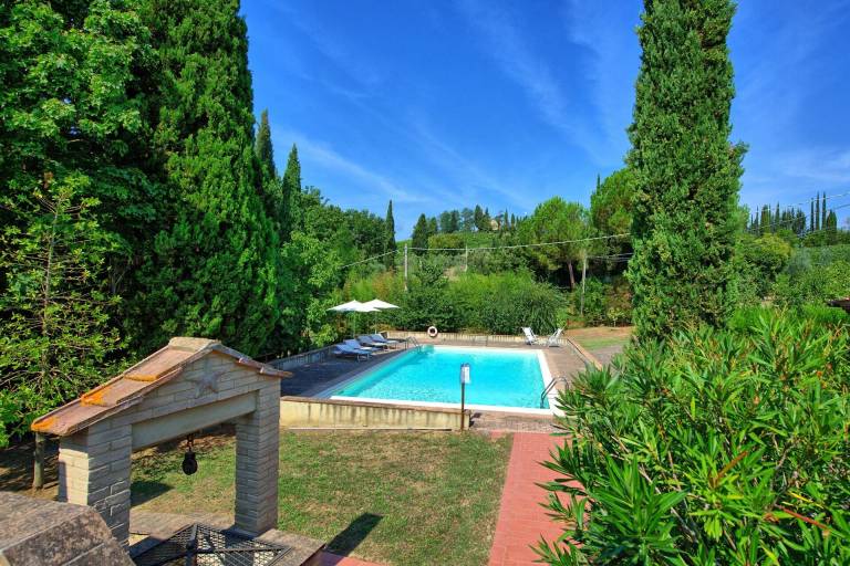 Child-friendly villa with garden, private pool & BBQ | Pets allowed — photo 4