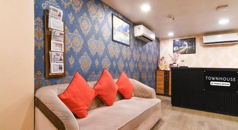 Super Townhouse VIP Road Formerly The Sky — photo 4