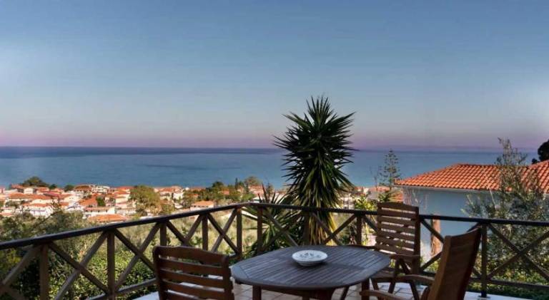 Vacation home with terrace & garden in Zakynthos