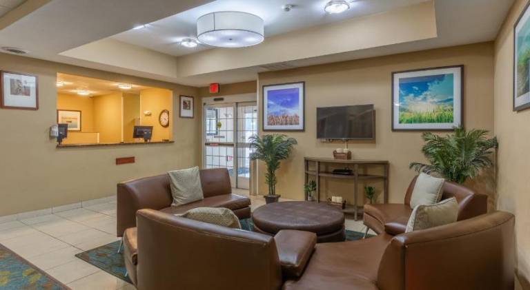Candlewood Suites South Bend Airport By IHG — photo 2