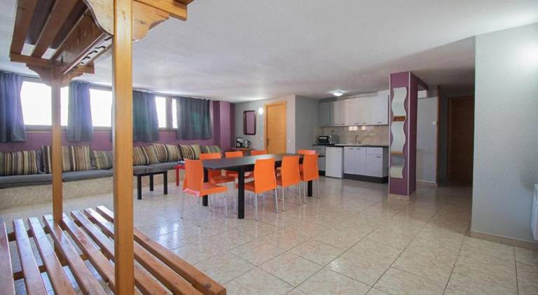 Apartment with 4 rooms for 10 persons — photo 2