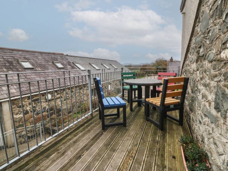 Children-friendly cottage with hot tub & pool | Pets allowed — photo 2