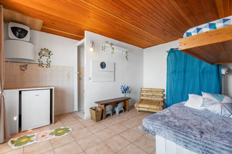Cabanon "Jeux de boules 3" with Sea View — photo 3