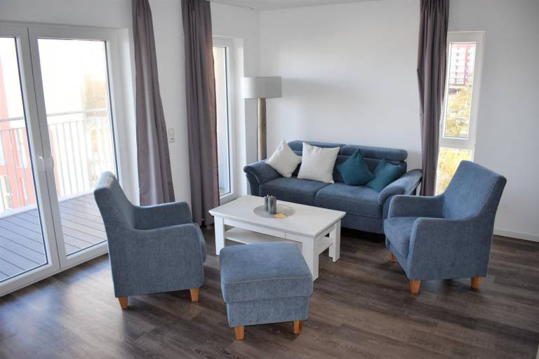 Moderne, hochwertige Ferienwohnung, Sauna, großer Balkon, Meerblick, strandnah — photo 2