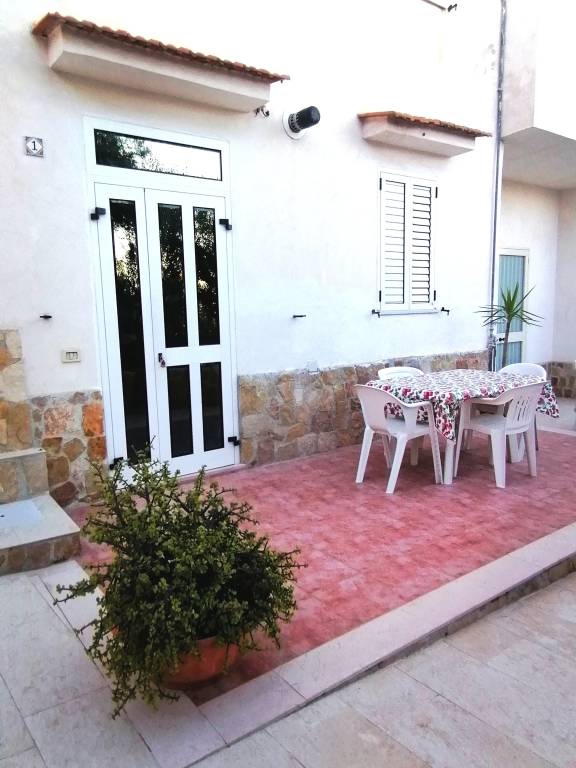 Child-friendly apartment with patio | Panoramic view | Dogs allowed — photo 2
