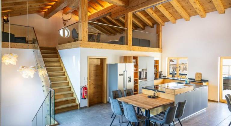 Apartment with 6 rooms for 14 persons — photo 3