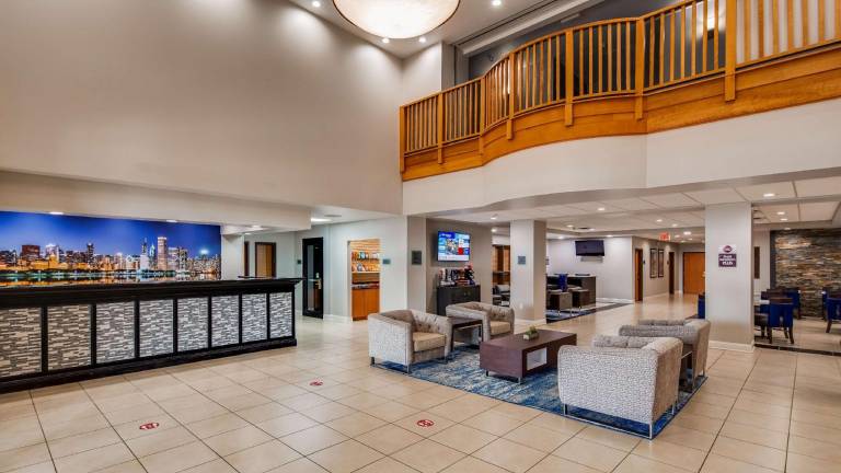 Best Western Plus Champaign/Urbana Inn — photo 2