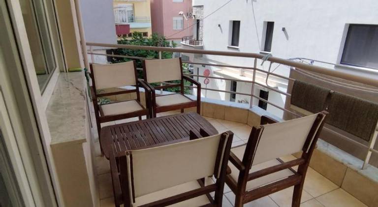 Apartment with terrace — photo 3